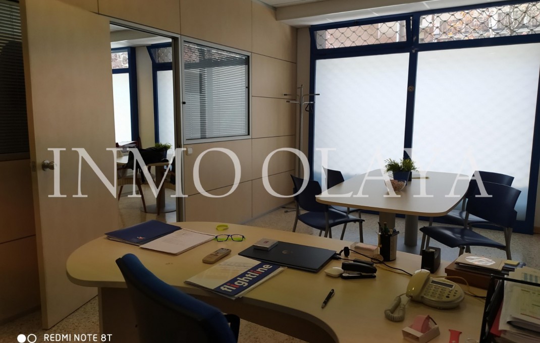 Venta - Local comercial -
Barcelona - Sants
