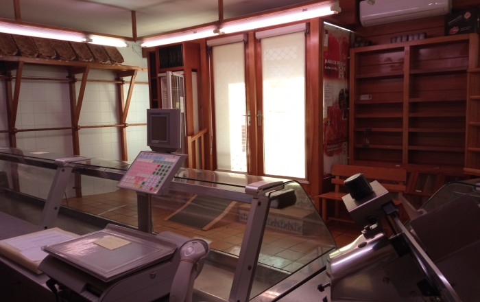 Revente - Local comercial -
Rubí