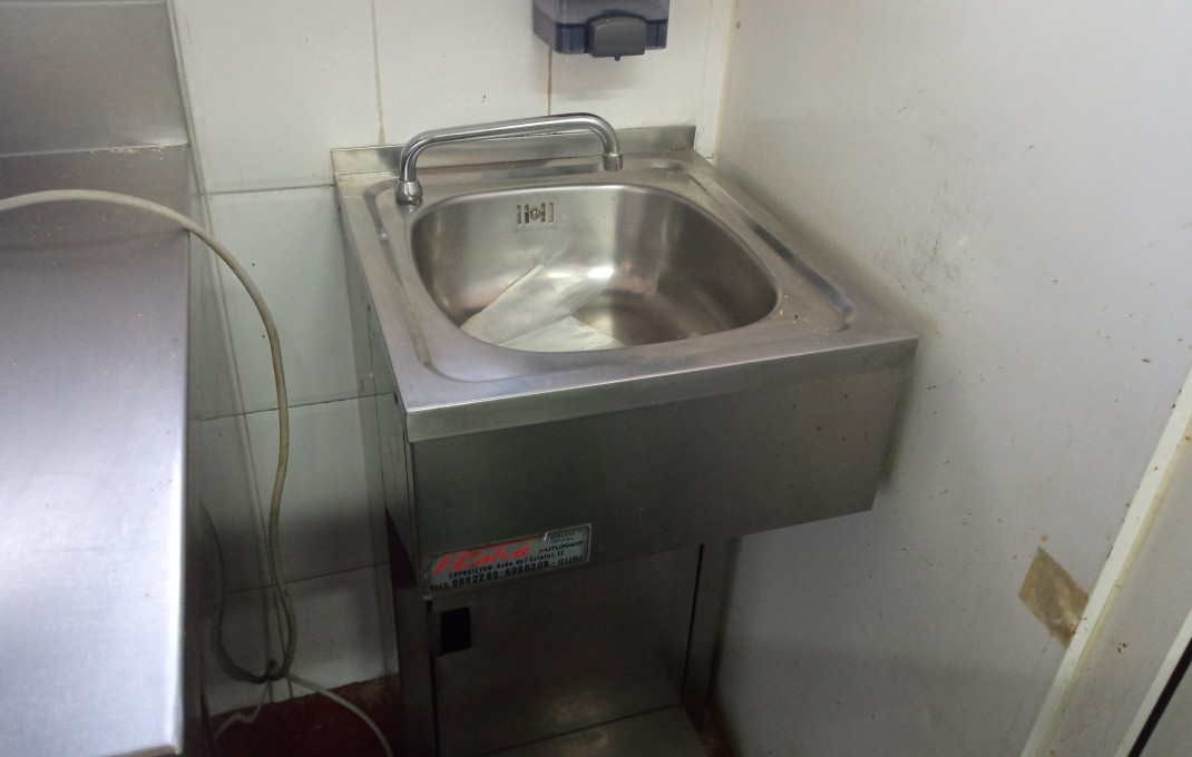 Revente - Local comercial -
Rubí