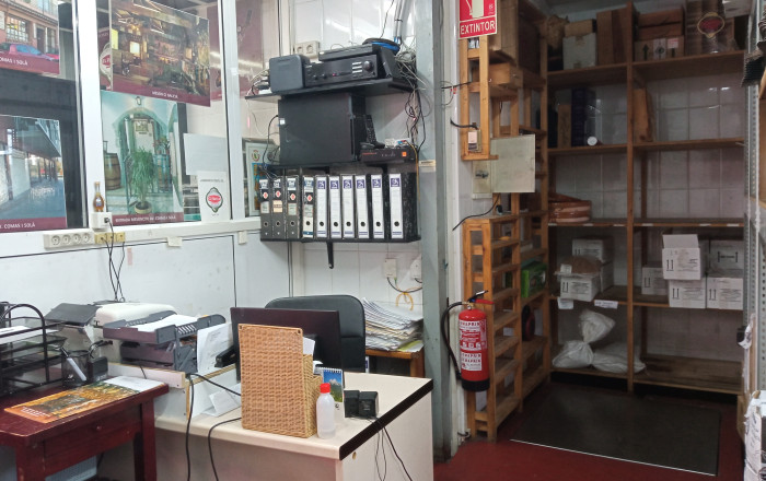 Revente - Local comercial -
Rubí