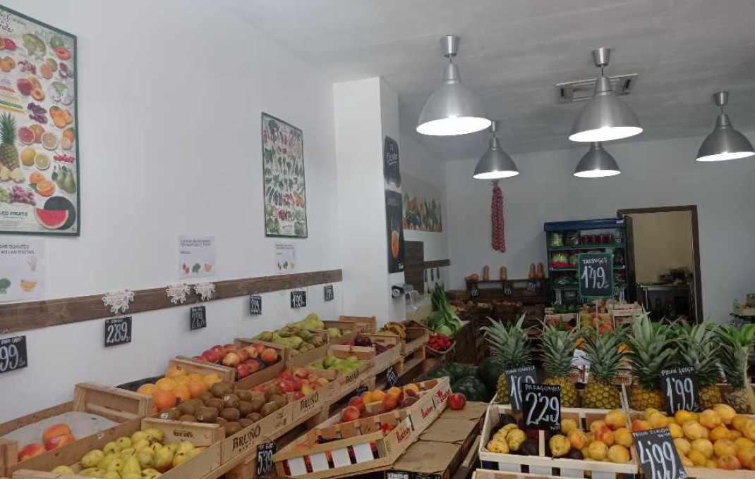 Traspaso - Frutería -
Terrassa