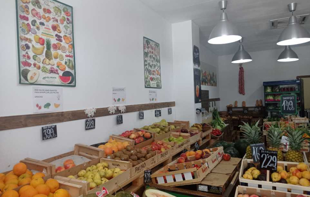 Traspaso - Frutería -
Terrassa