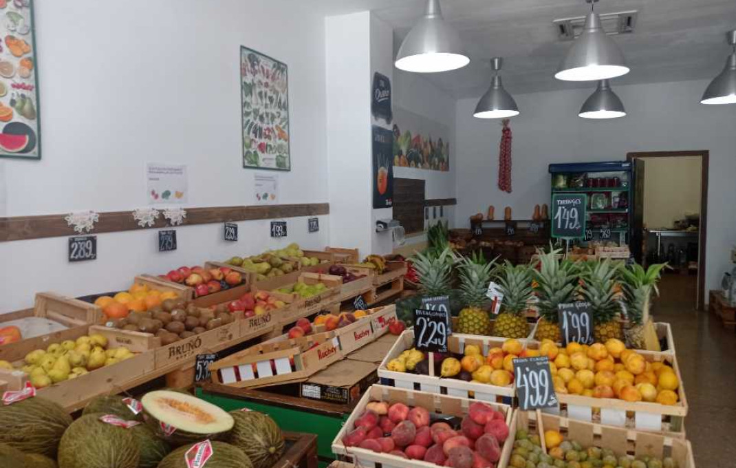 Traspaso - Frutería -
Terrassa