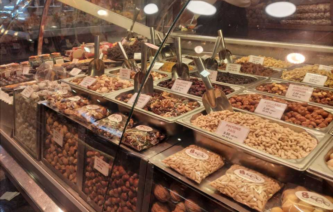 Transfert - Parada de mercado -
Barcelona - Gótico