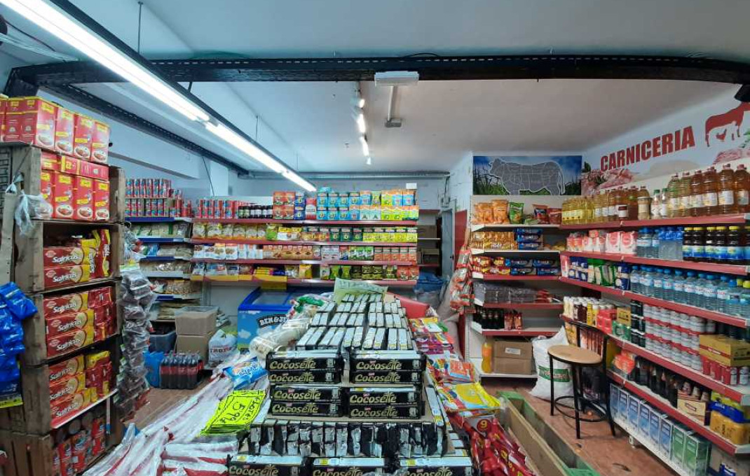 Transfert - magasin d'alimentation -
L'Hospitalet de Llobregat - La Torrasa