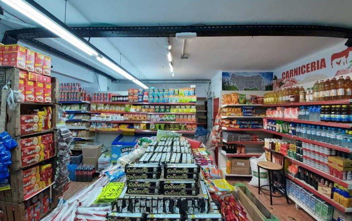 Transfert - magasin d'alimentation -
L'Hospitalet de Llobregat - La Torrasa