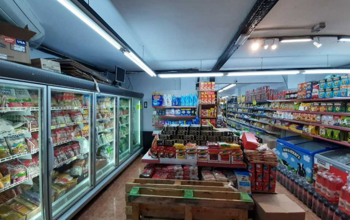 Transfert - magasin d'alimentation -
L'Hospitalet de Llobregat - La Torrasa