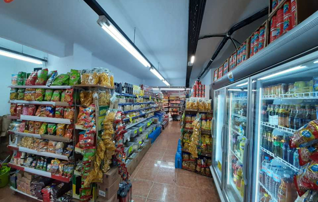 Transfert - magasin d'alimentation -
L'Hospitalet de Llobregat - La Torrasa