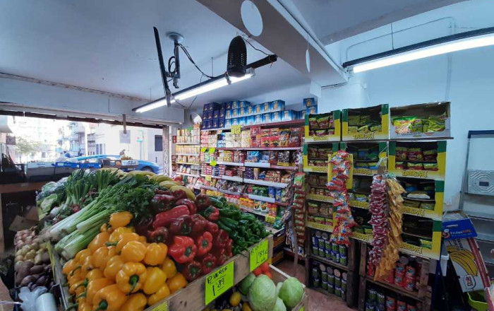 Transfert - magasin d'alimentation -
L'Hospitalet de Llobregat - La Torrasa