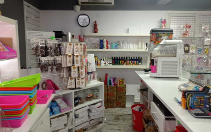 Traspaso - Local comercial -
Ripollet