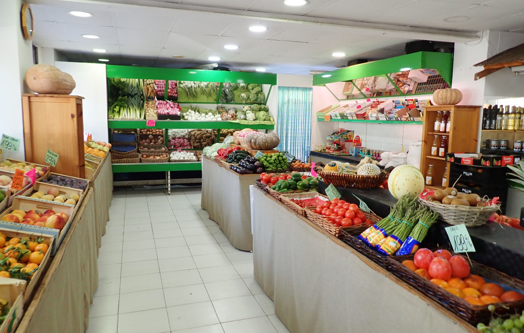 Traspaso - Frutería -
Mollet