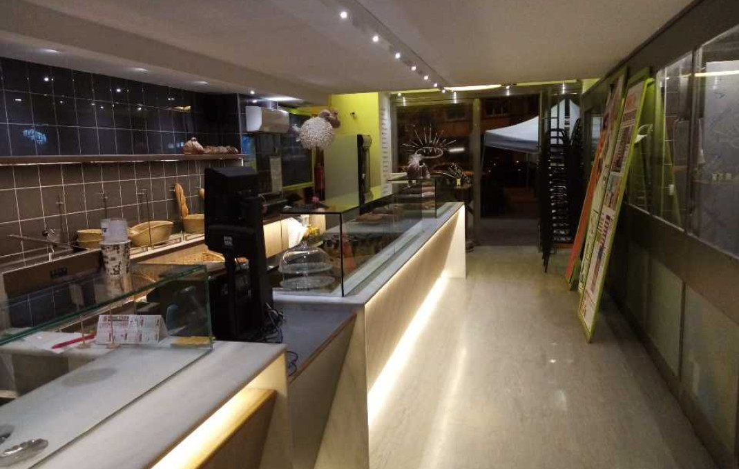 Traspaso - Obradores y/o Panaderias -
Barcelona - Les corts