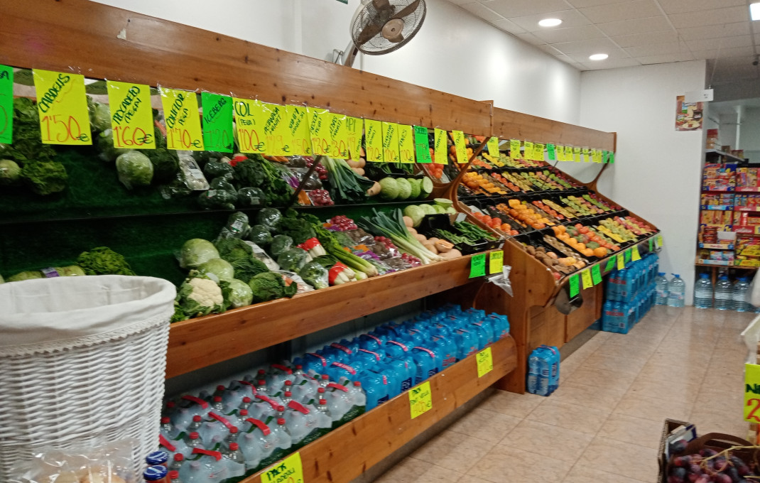 Traspaso - Frutería -
Cornella de Llobregat