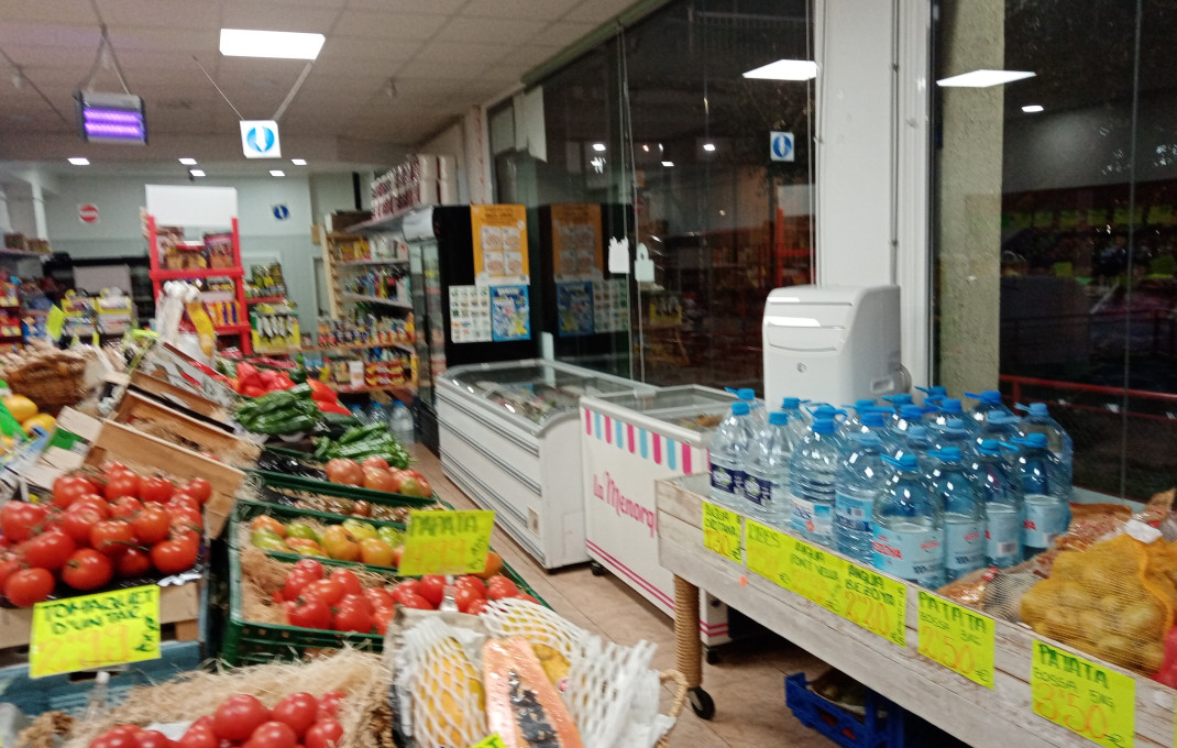 Traspaso - Frutería -
Cornella de Llobregat