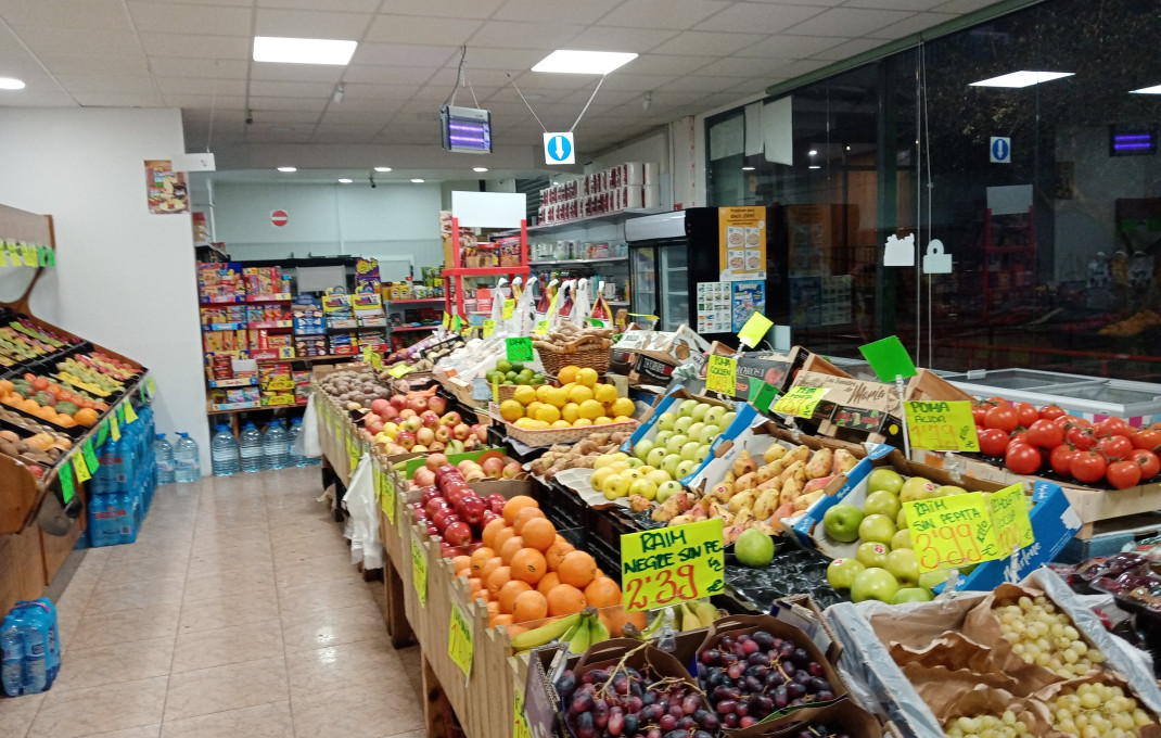 Traspaso - Frutería -
Cornella de Llobregat