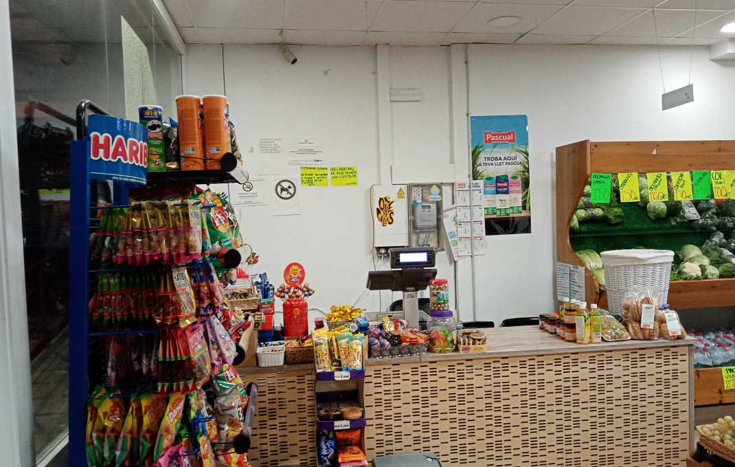 Traspaso - Frutería -
Cornella de Llobregat