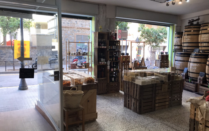 Transfert - magasin d'alimentation -
Barcelona - Sant Andreu