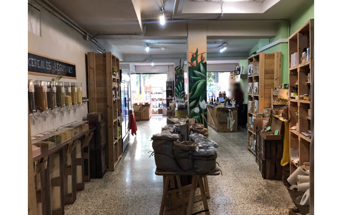 Transfert - magasin d'alimentation -
Barcelona - Sant Andreu