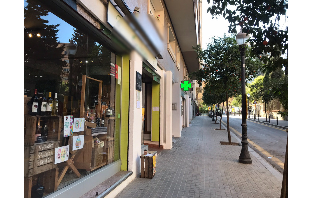 Transfert - magasin d'alimentation -
Barcelona - Sant Andreu