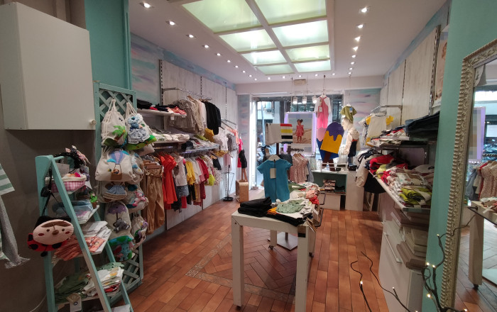 Traspaso - Tiendas -
Barcelona - Sagrada familia