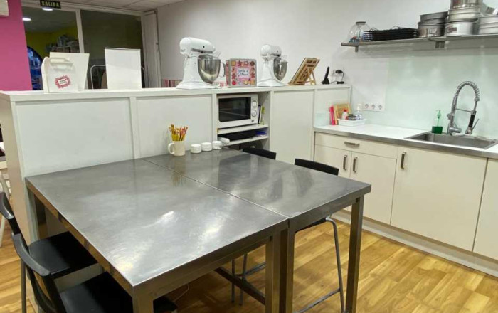 Transfert - Tiendas -
Sant Boi de Llobregat - Centre - Casco Antiguo