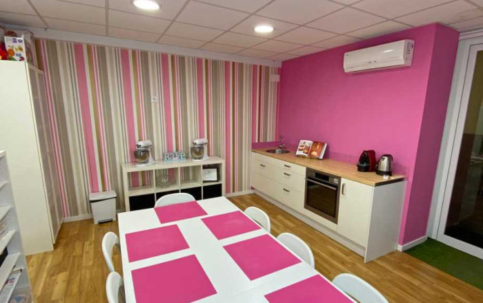 Transfert - Tiendas -
Sant Boi de Llobregat - Centre - Casco Antiguo