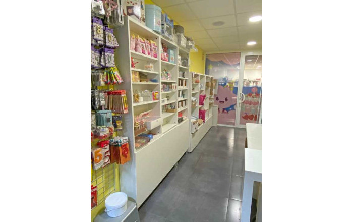 Transfert - Tiendas -
Sant Boi de Llobregat - Centre - Casco Antiguo