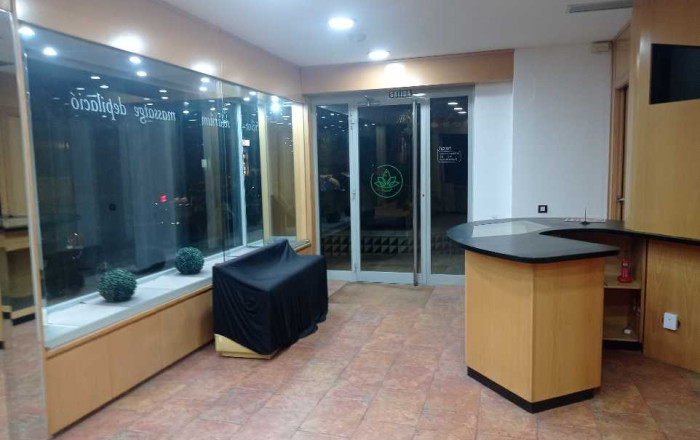 Alquiler - Local comercial -
Sabadell