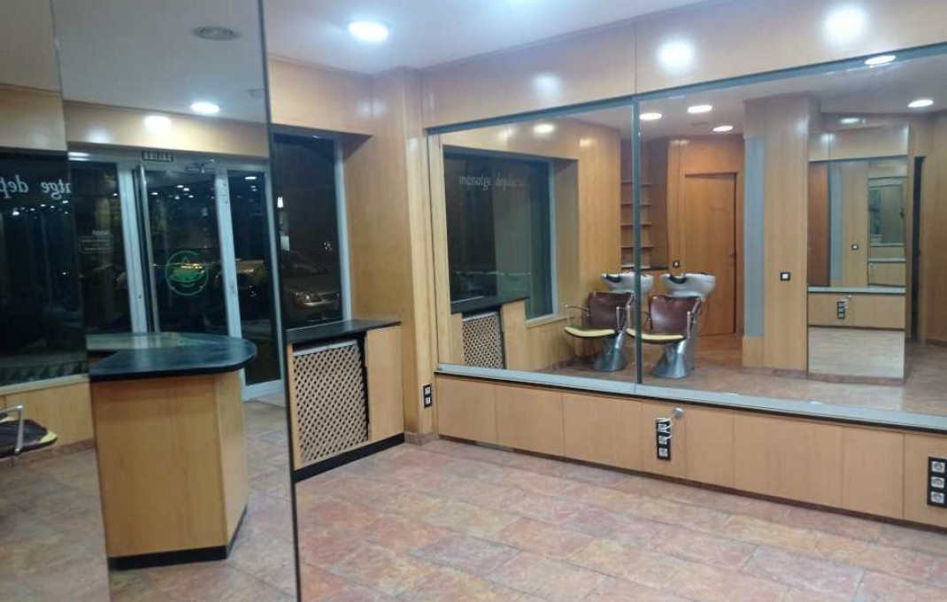 Alquiler - Local comercial -
Sabadell