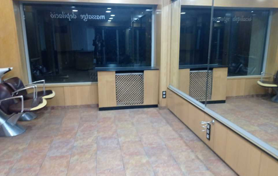 Alquiler - Local comercial -
Sabadell