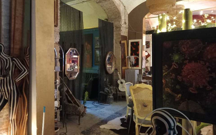 Alquiler - Local comercial -
Barcelona - Gótico