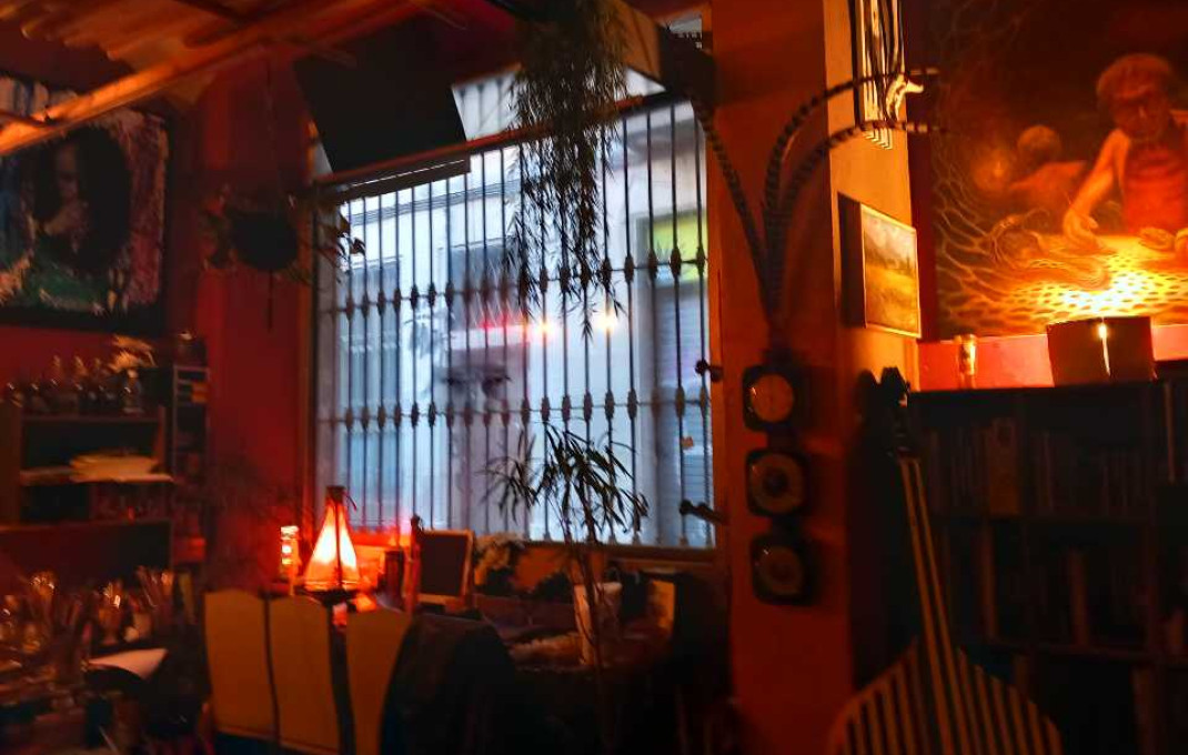 Alquiler - Local comercial -
Barcelona - Gótico