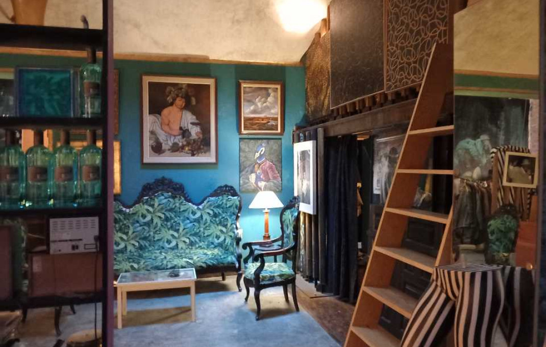 Alquiler - Local comercial -
Barcelona - Gótico