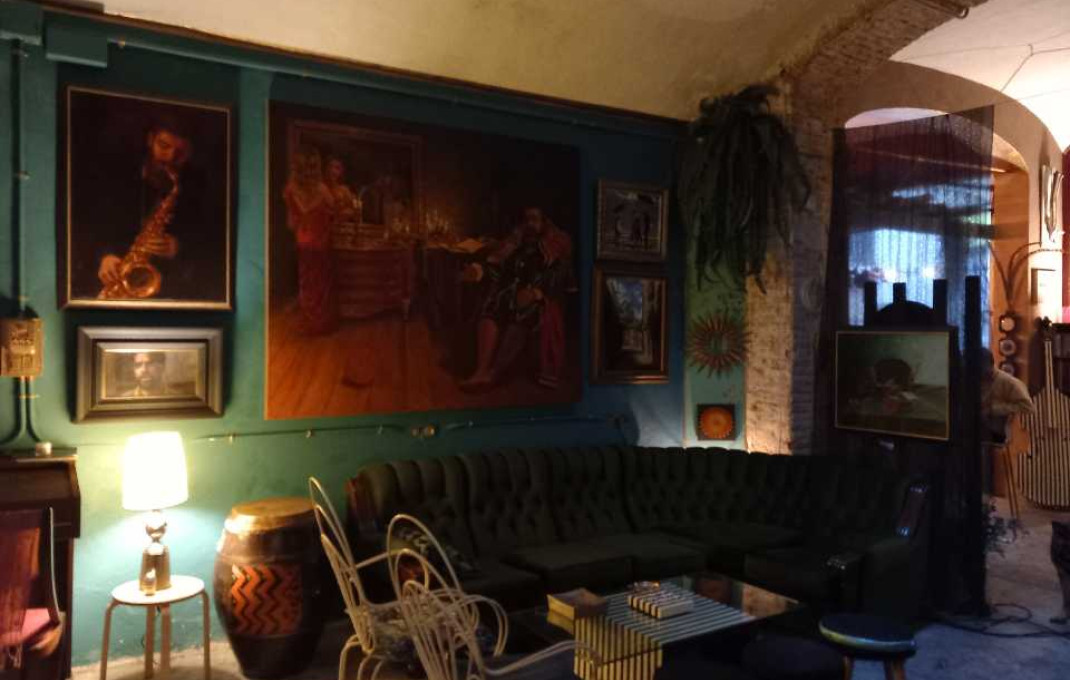 Alquiler - Local comercial -
Barcelona - Gótico