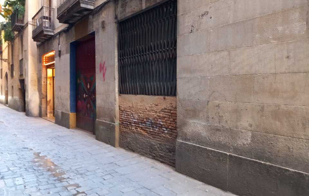 Alquiler - Local comercial -
Barcelona - Gótico