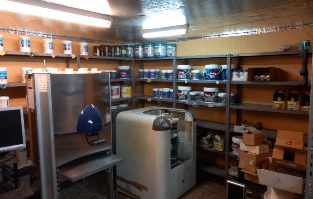 Location longue durée - Local comercial -
Barcelona