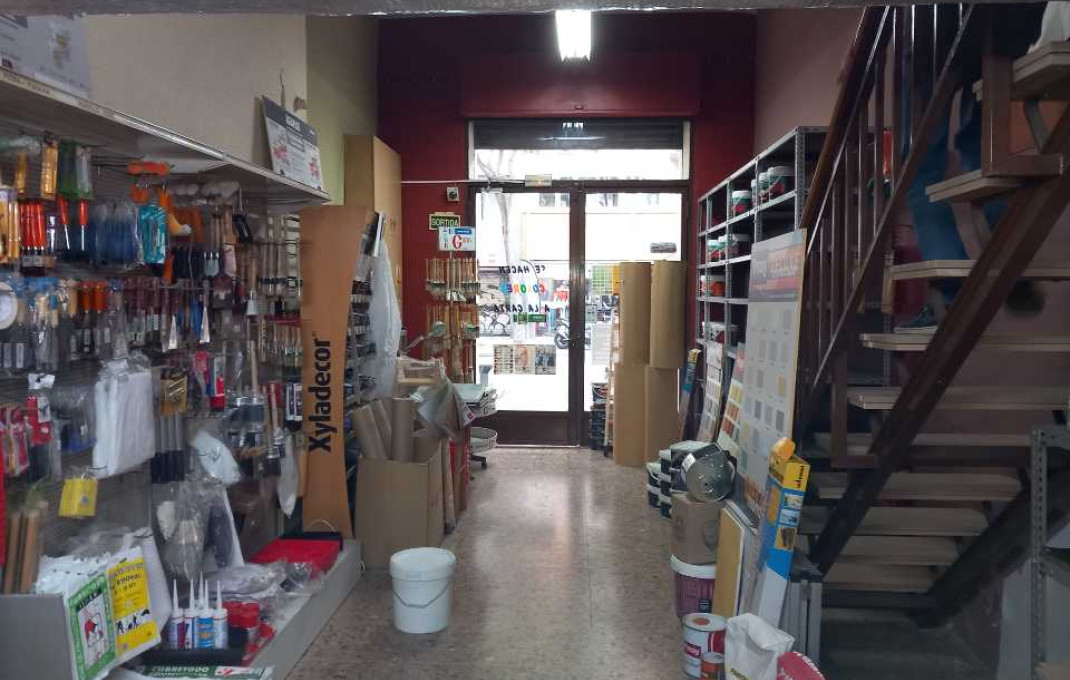 Location longue durée - Local comercial -
Barcelona