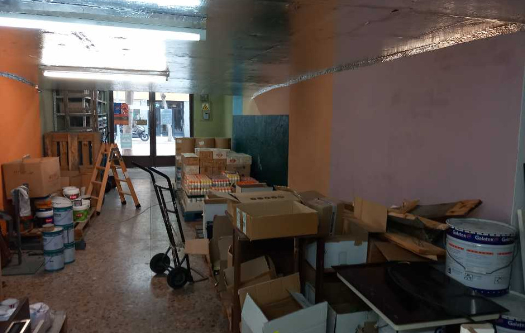 Location longue durée - Local comercial -
Barcelona