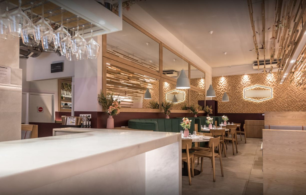 Transfert - Restaurant -
Barcelona - Eixample Derecho