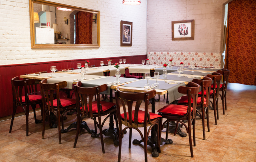 Traspaso - Restaurante -
Barcelona - Raval