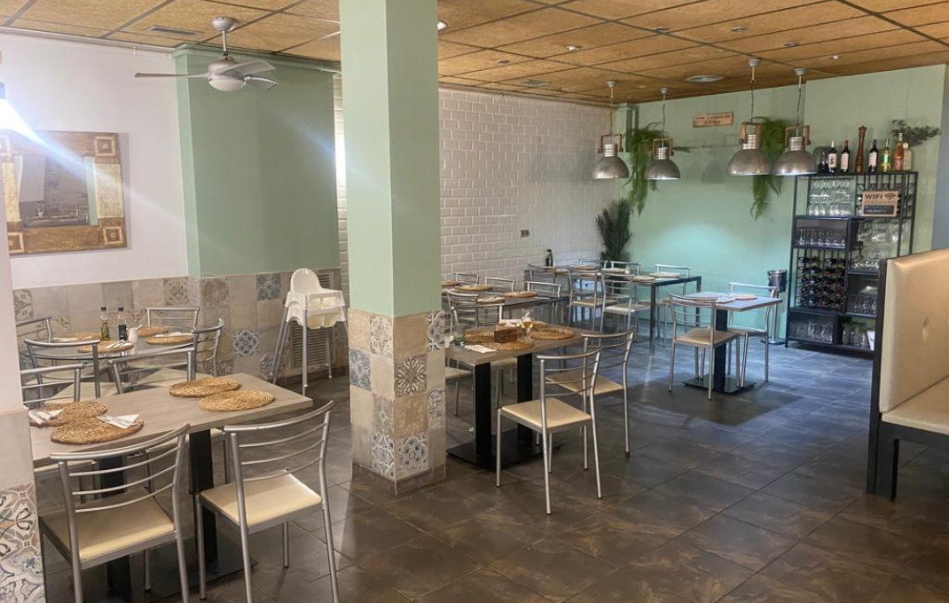 Traspaso - Restaurante -
Castelldefels