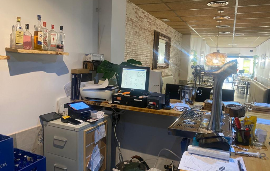 Traspaso - Restaurante -
Castelldefels