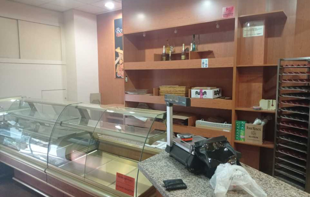 Revente - Restaurant -
Terrassa