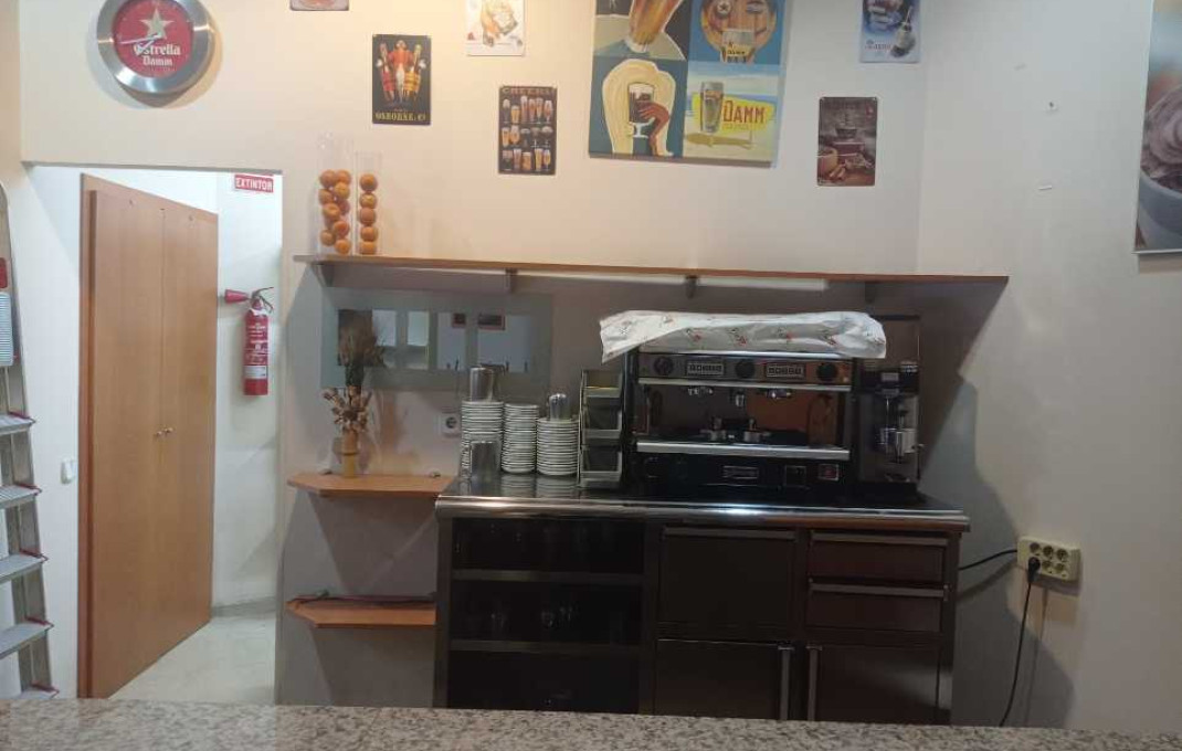 Revente - Restaurant -
Terrassa