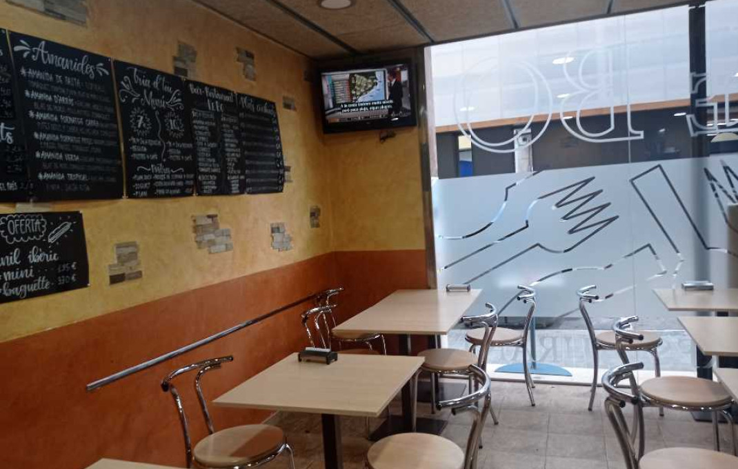 Revente - Restaurant -
Granollers - Centre