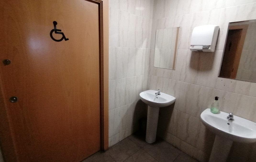 Venta - Restaurante -
Barcelona - Zona Franca