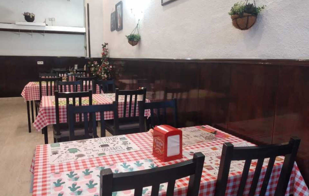 Rental - Restaurant -
Barcelona - Sagrada familia