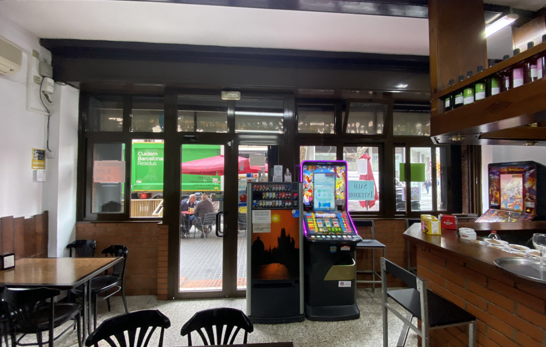 Venta - Restaurante -
Barcelona - Eixample Derecho