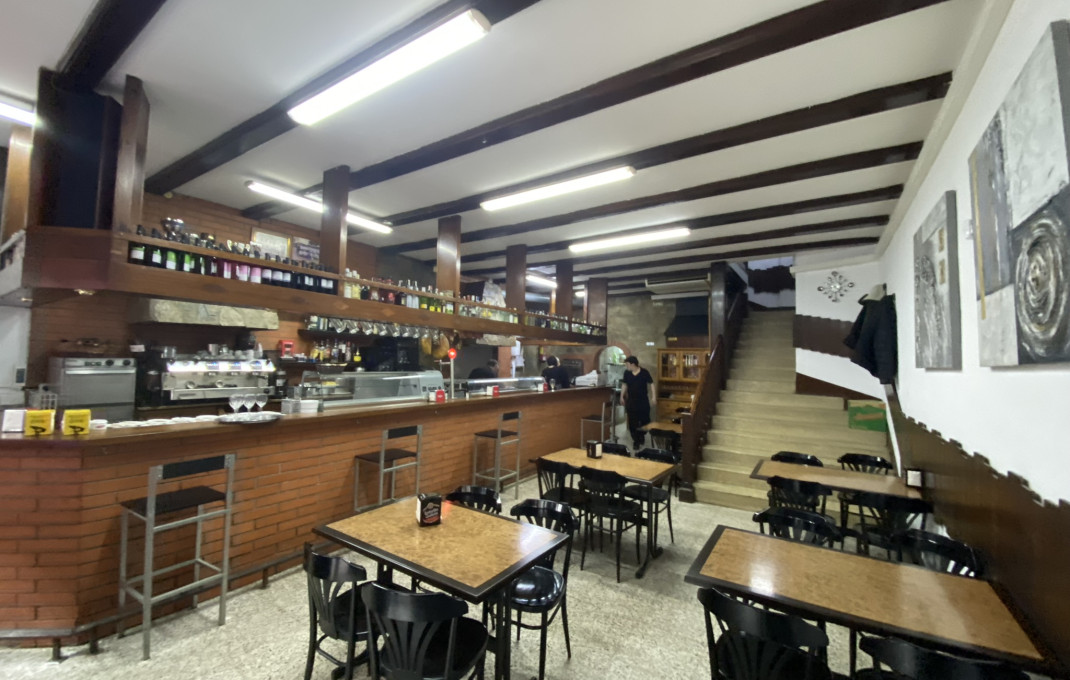 Venta - Restaurante -
Barcelona - Eixample Derecho