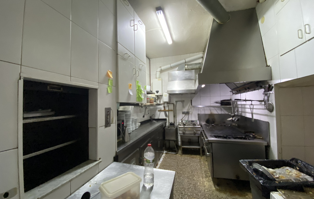 Venta - Restaurante -
Barcelona - Eixample Derecho